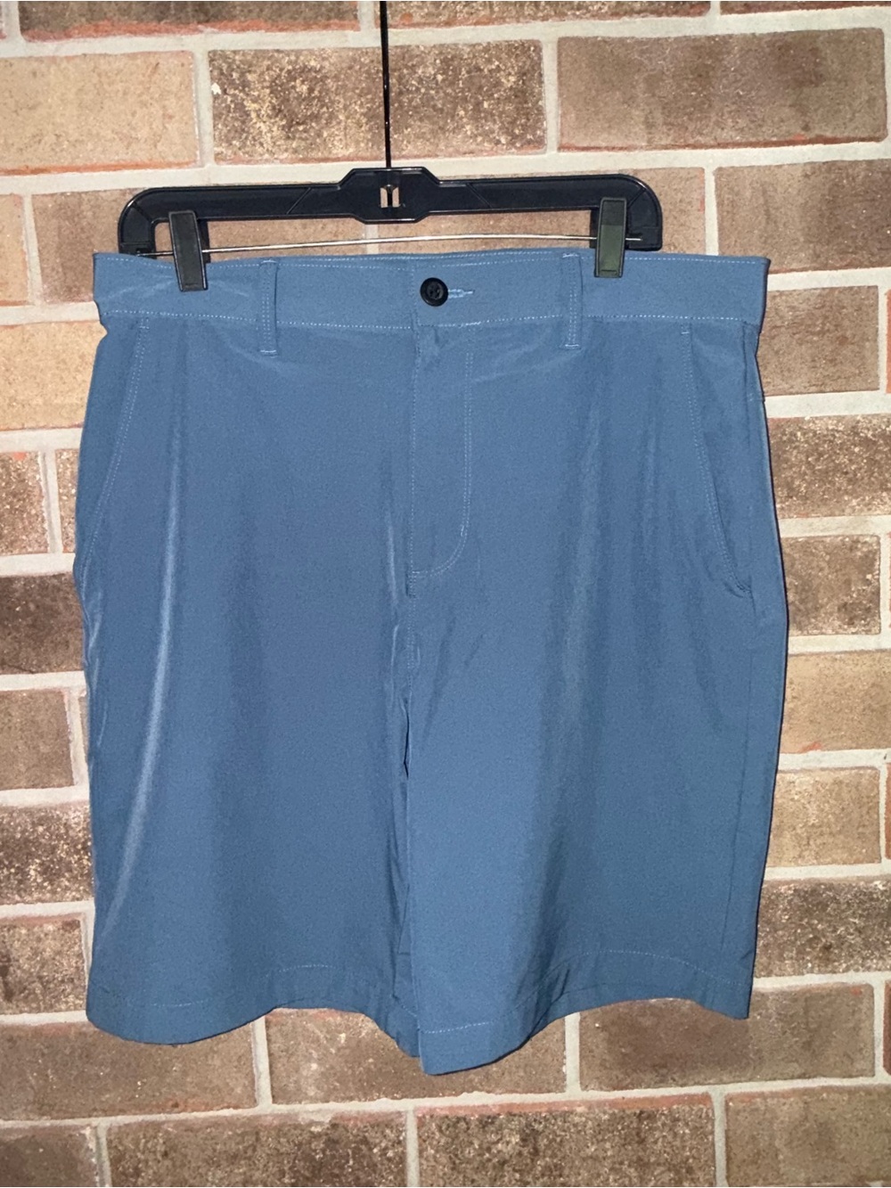 Bass Pro Shops Men's Flat-Front Shorts — Slate Blue